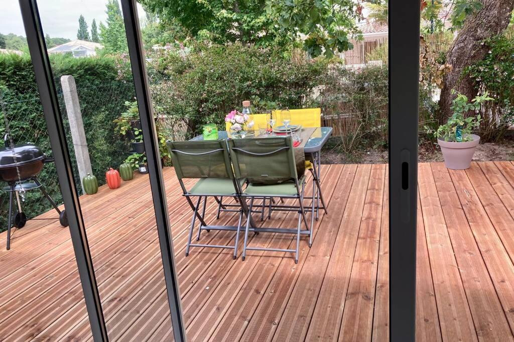 Charmant Chalet Avec Une Grande Terrasse Au Pyla La Teste-de-Buch Esterno foto